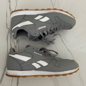 Grey Reebok’s